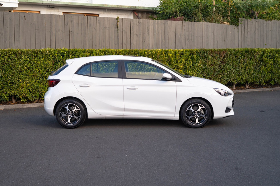 2025 MG MG3 ZP22 Essence SUV Image 2