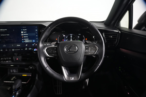 2023 Lexus NX NX350h F Sport SUV Image 15