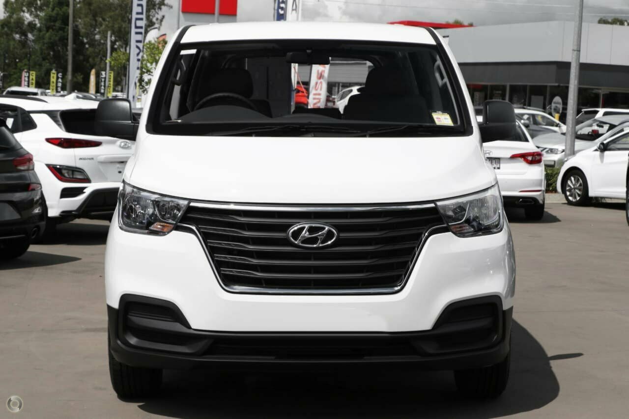2021 Hyundai iLoad TQ4 Van Van Image 15