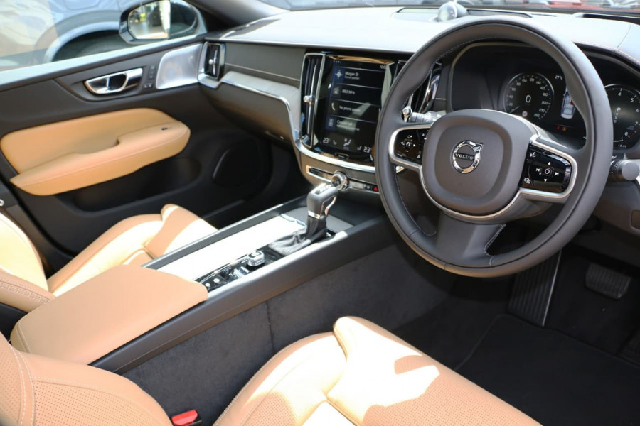 2019 MY20 Volvo S60 Z Series T5 Inscription Sedan Image 6