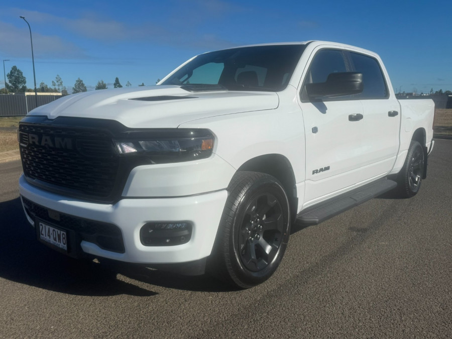 2026 Ram 1500 Express Ute Image 7
