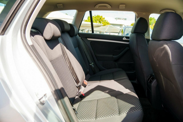 2013 MY13.5 Volkswagen Golf VI 77TDI Trendline Wagon Image 9