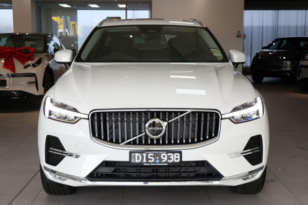 2024 MY25 Volvo XC60  Ultra B5 Bright SUV Image 2