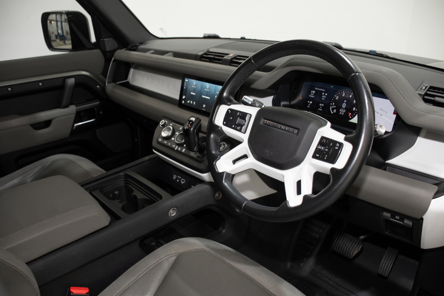 2020 Land Rover Defender L663 110 P400 S SUV Image 13