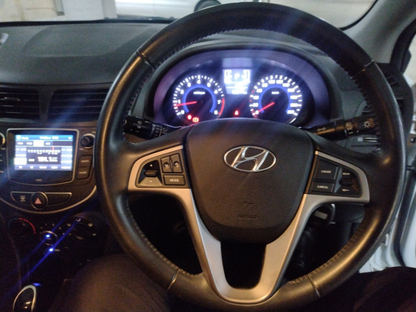 2018 Hyundai Accent RB6 Sport Hatch image 15