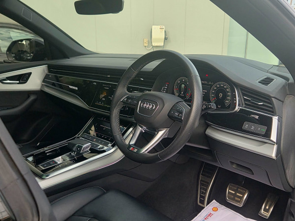 2022 Audi Q8 F1 50 TDI S Line SUV image 6