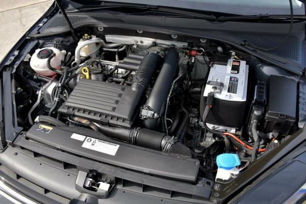 2018 Volkswagen Golf 7.5 110TSI Hatch Image 19