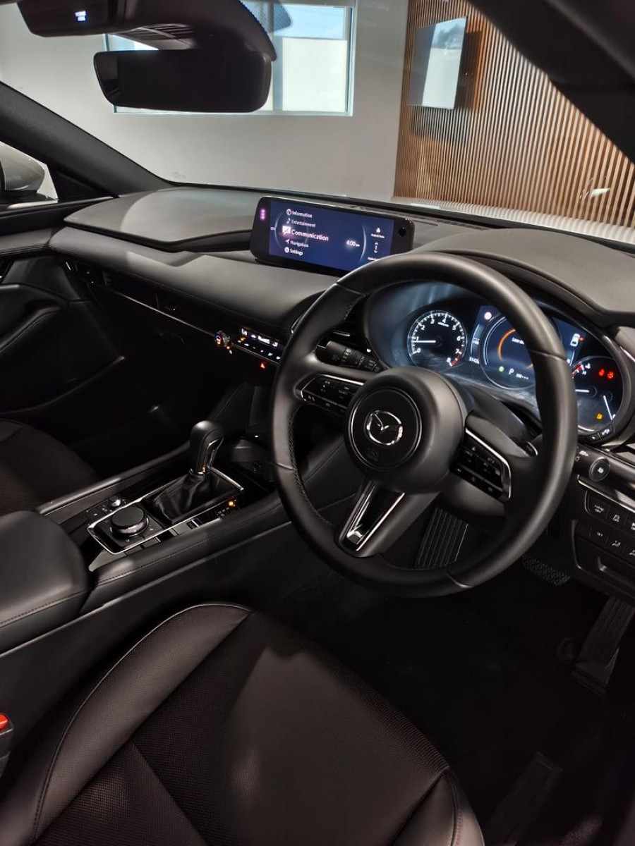 2025 Mazda 3 BP Series G20 Touring Hatch Image 13