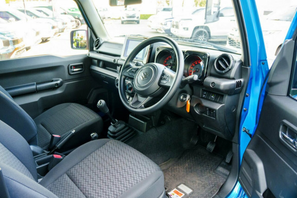2025 Suzuki Jimny JB74 GLX Coupe Image 10