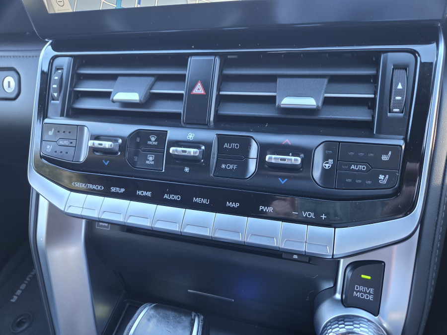 2022 Toyota LandCruiser FJA300R GR Sport SUV Image 23
