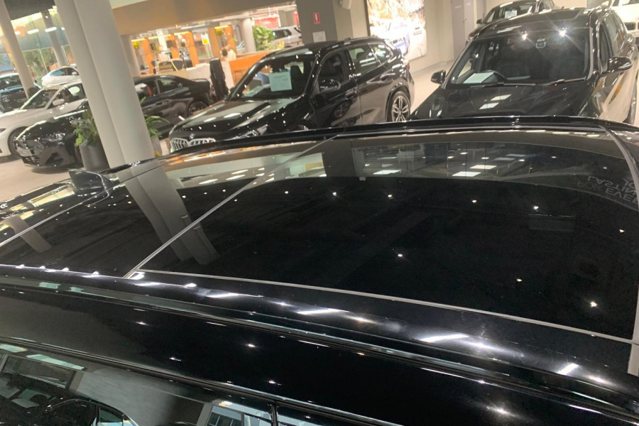 2021 Land Rover Range Rover Velar L560 P400 R-Dynamic HSE SUV