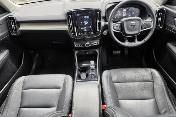 2018 MY19 Volvo XC40 XZ T4 Inscription SUV Image 13