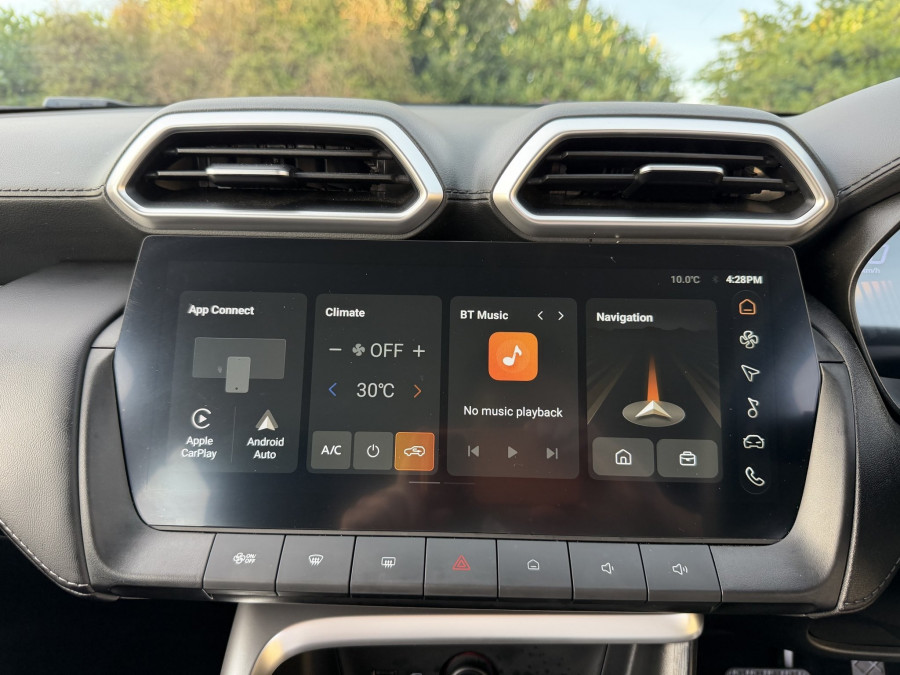 2025 MG ZS ZS32 Essence Hybrid+ SUV Image 11