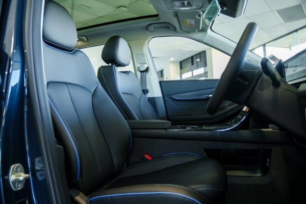 2026 Jaecoo J5 No Series EV Summit SUV Image 18