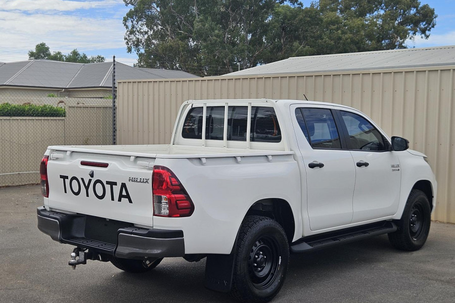 2020 Toyota HiLux  SR Dual Cab Ute Image 8