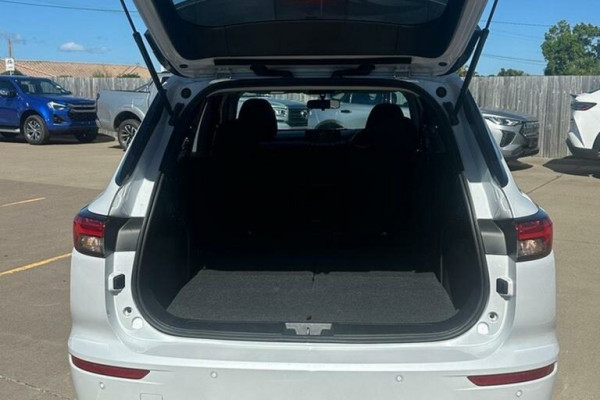 2022 MY23 Mitsubishi Outlander ZM ES SUV Image 5