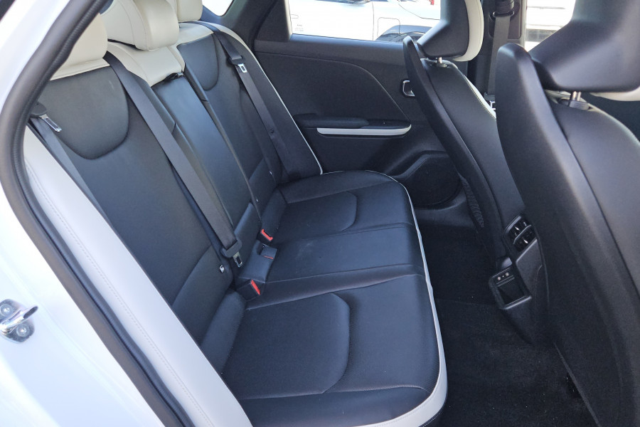 2024 MY25 Kia K4 CL4m GT-Line Sedan Image 14