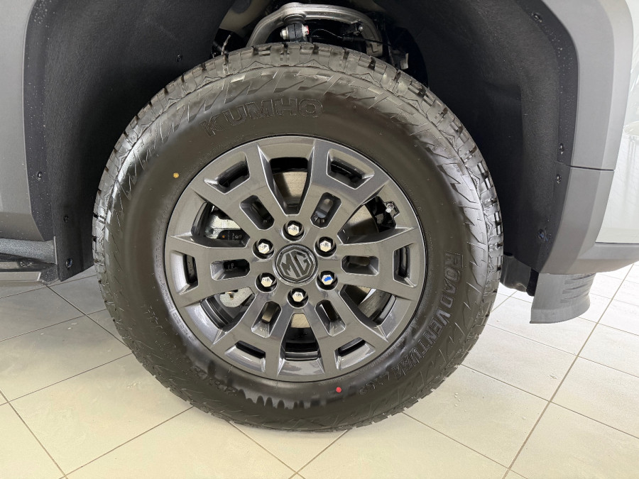 2026 MG U9 EKK1C Black Edition Ute Image 7