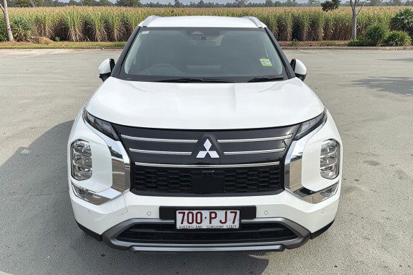 2025 Mitsubishi Outlander ZM Aspire SUV Image 2