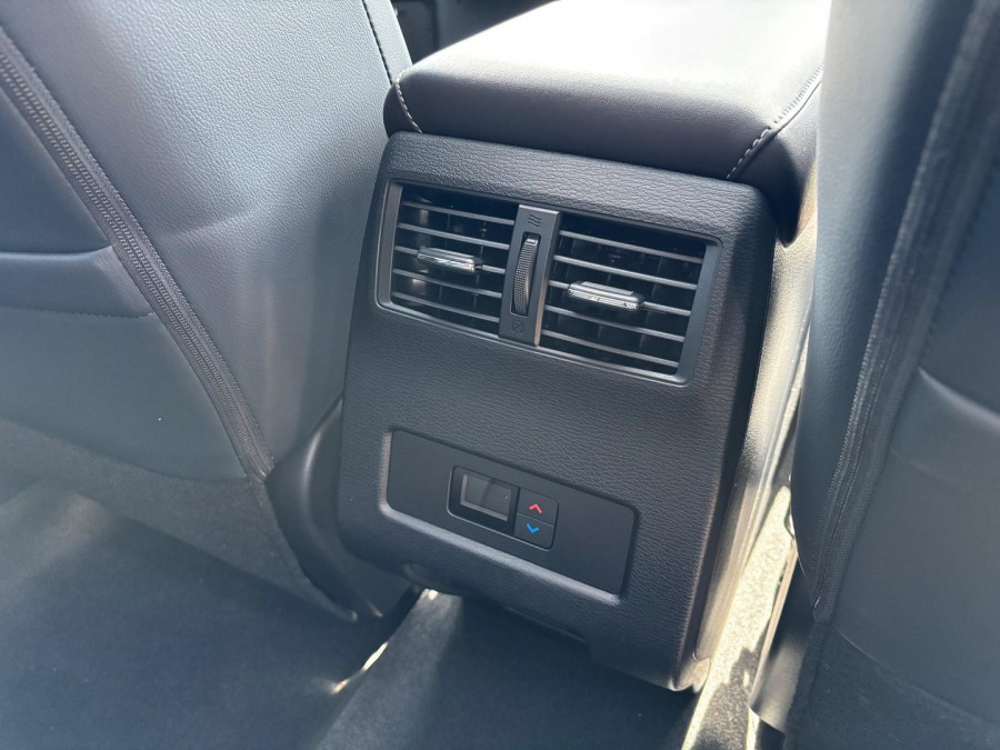 2025 Mitsubishi Outlander ZM Exceed SUV Image 14