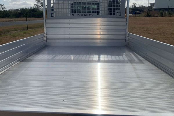 2026 Isuzu  NKR 65/45-150 DT D28 Tray Image 17