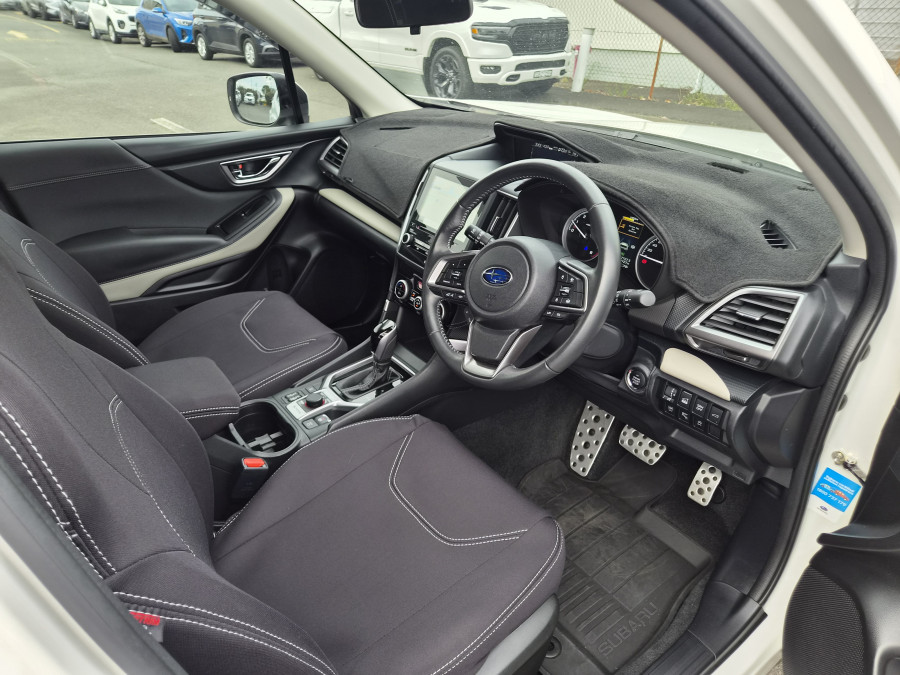 2023 Subaru Forester S5 2.5i Premium SUV Image 12