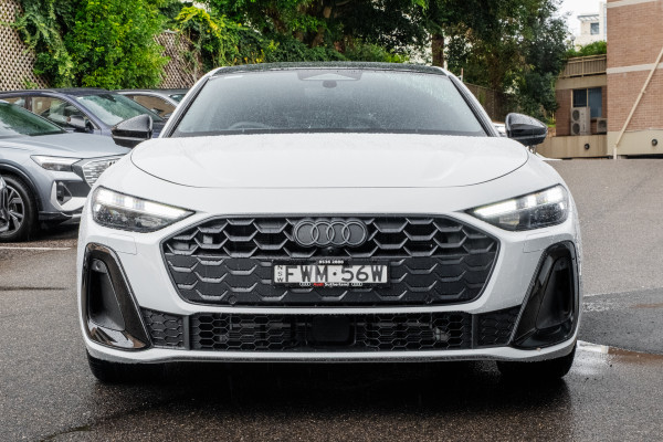 2025 Audi A5 B10 e-hybrid S-Line Sedan image 4