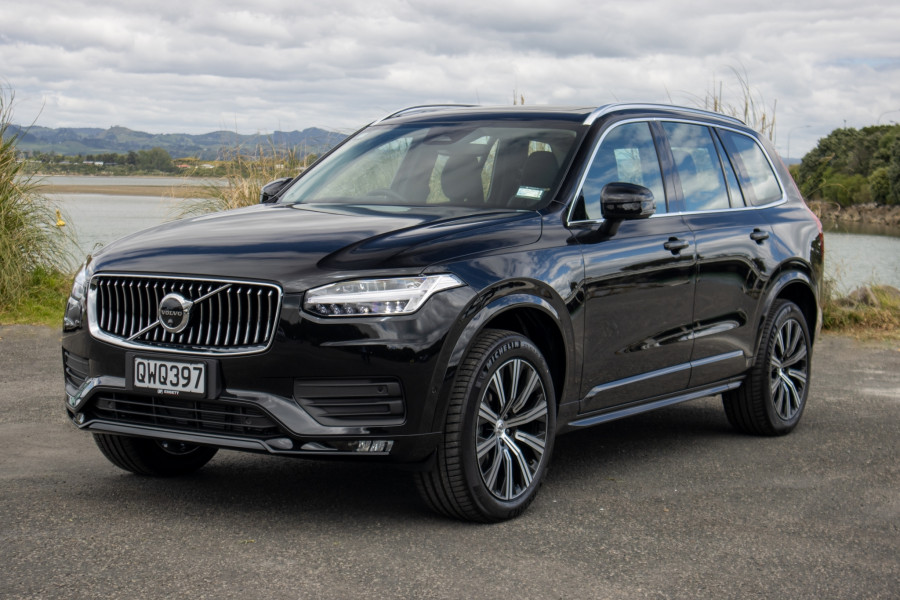 2024 Volvo XC90 B5 AWD PLUS SUV Image 7