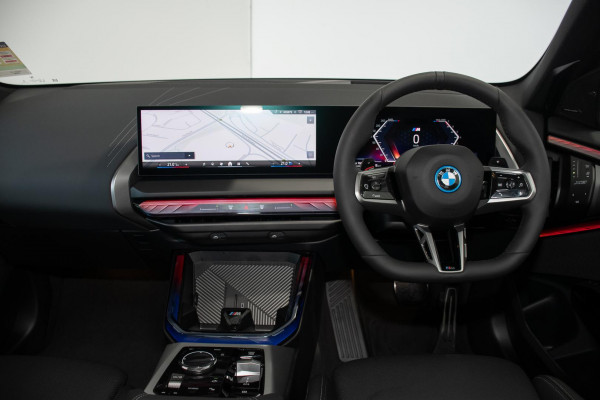 2026 BMW X3 G45 30e xDrive SUV image 7