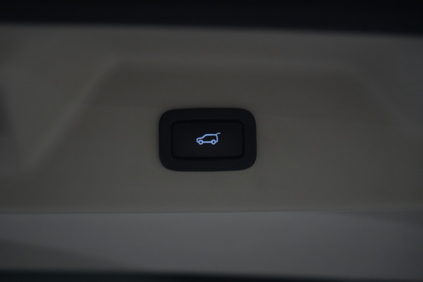 2014 Land Rover Range Rover Autobiography SUV image 37