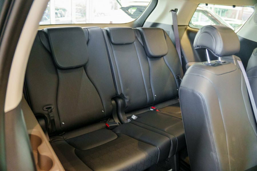 2024 MY25 Kia Carnival KA4 PE GT-Line HEV People Mover Image 11