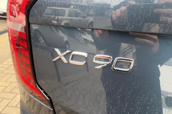 2025 MY26 Volvo XC90 L Series Plus T8 Plug-in Hybrid Dark SUV Image 9