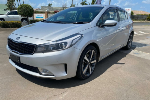 2017 MY18 Kia Cerato YD Sport+ Hatch Image 9