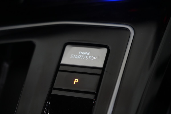 2024 Volkswagen Golf 7 R Hatch Image 17