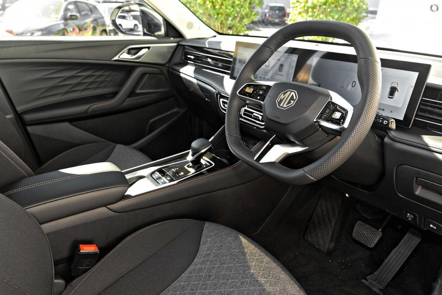 2025 MG HS AS33 Vibe SUV Image 6