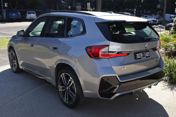 2025 BMW X1 U11 xDrive20i M Sport SUV image 6