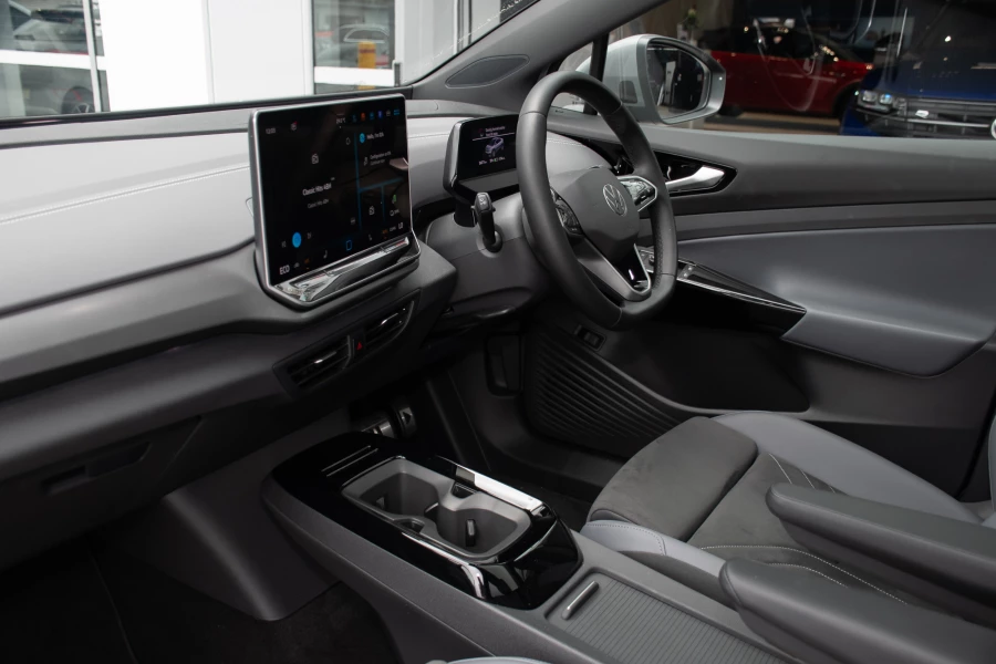 2025 MY25.5 Volkswagen ID. 5 E2 Pro SUV Image 8