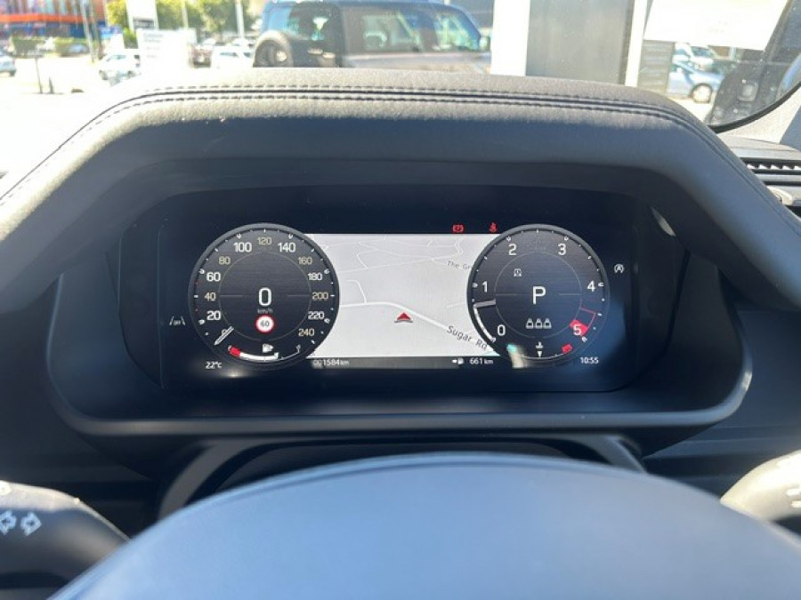 2025 MY26 Land Rover Defender L663 110 D350 X-Dynamic SE SUV Image 19