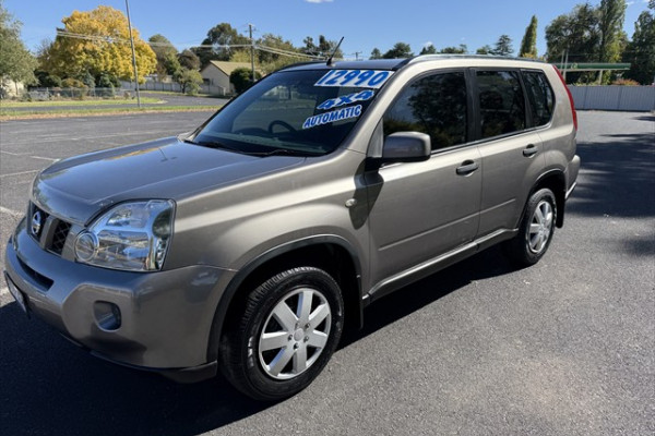 2009 Nissan X-Trail ST SUV Image 2