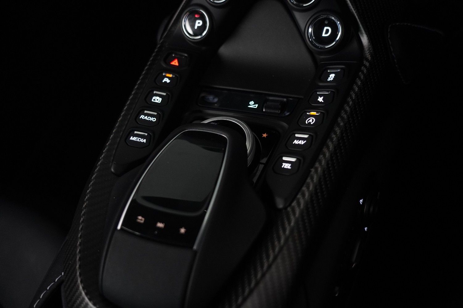 2022 Aston Martin Vantage Coupe Image 33