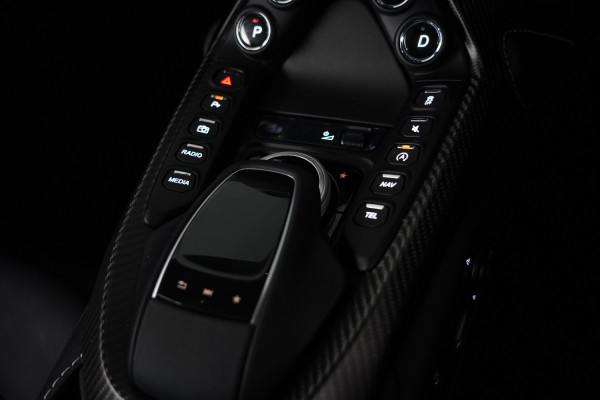 2022 Aston Martin Vantage Coupe Image 33