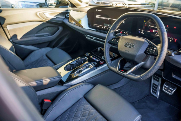 2025 Audi S5 B10 edition one Hatch image 5