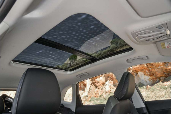 2026 MG ZS ZS32 Essence Hybrid+ SUV Image 5