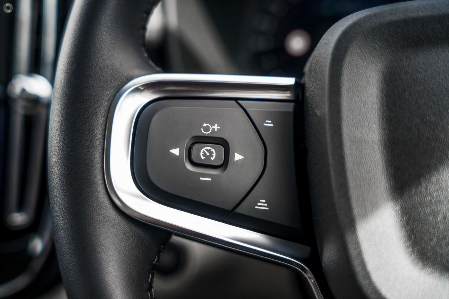2026 Volvo XC40 XZ Plus B4 SUV Image 11
