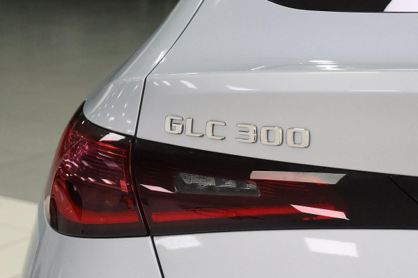 2025 [THIS VEHICLE IS SOLD] image 3
