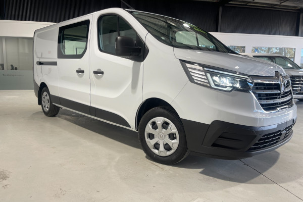 2023 Renault Trafic X82 Crew Pro Van