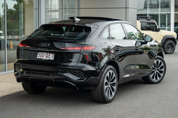 2026 Audi Q3 TFSI Sport SUV image 2