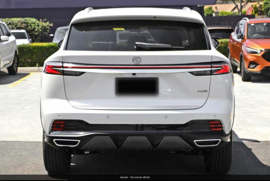 2025 MG HS AS33 Essence SUV Image 11