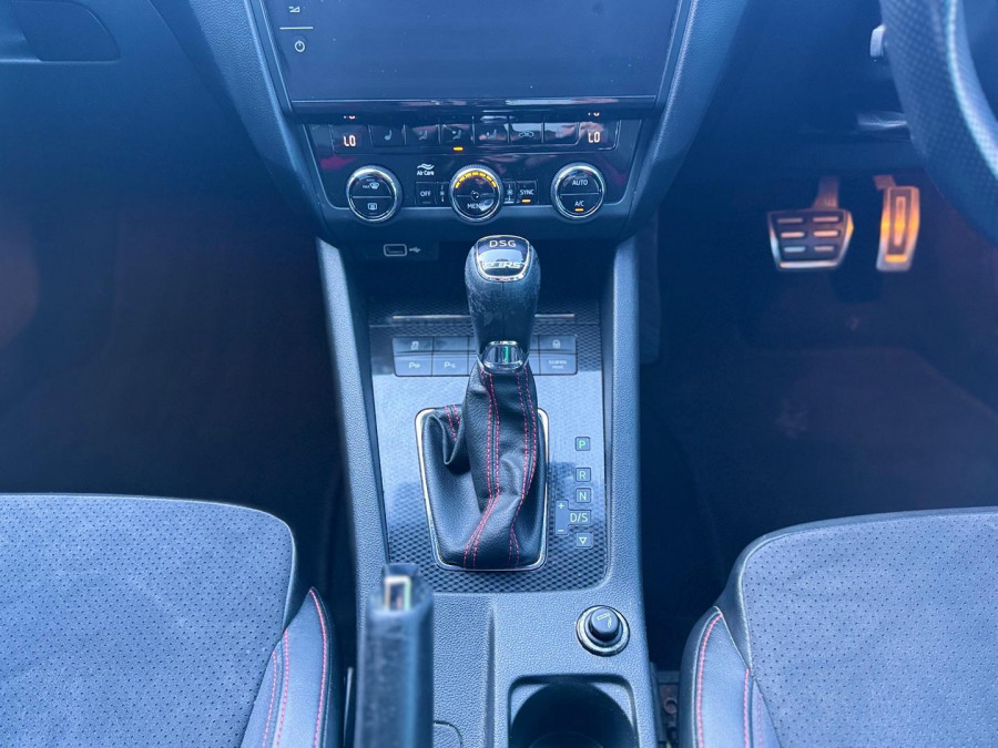 2019 Skoda Octavia NE RS 245 Wagon Image 14