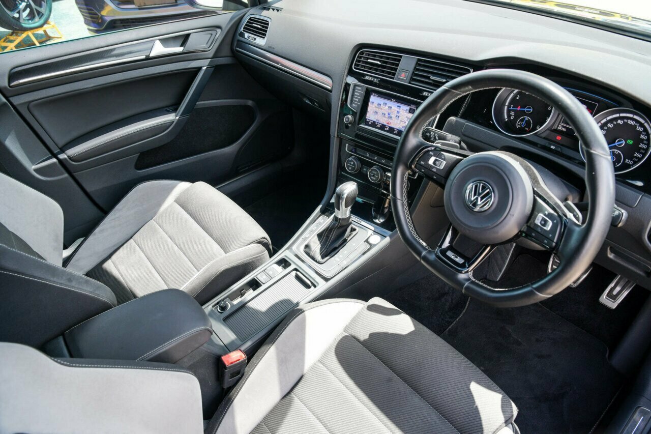 2015 MY16 Volkswagen Golf VII MY16 R DSG 4MOTION Hatchback Image 11